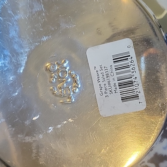 Silver Lenox Salad Bowl,Heavy,grapevine pattern.Stunning,never used! - Picture 2 of 4